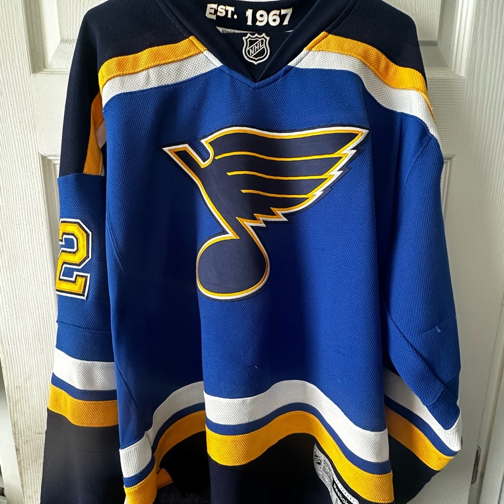 St.Louis Blues home jersey medium